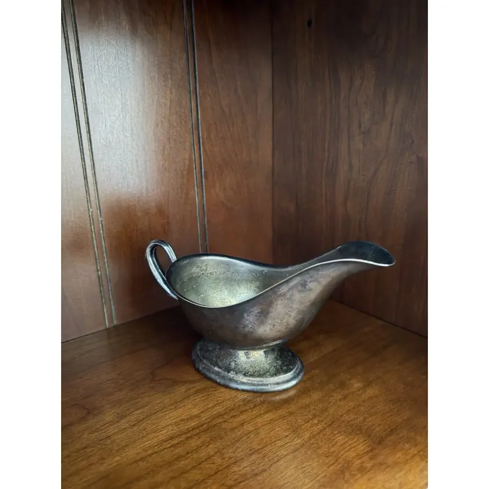 Vintage Silverplate Gravy Boat Pedestal Foot Feather Handle Sauce Pitcher